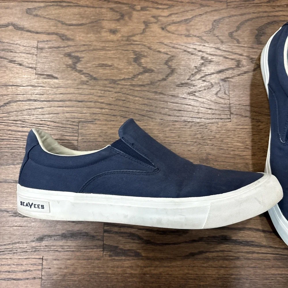 seavees mens 10